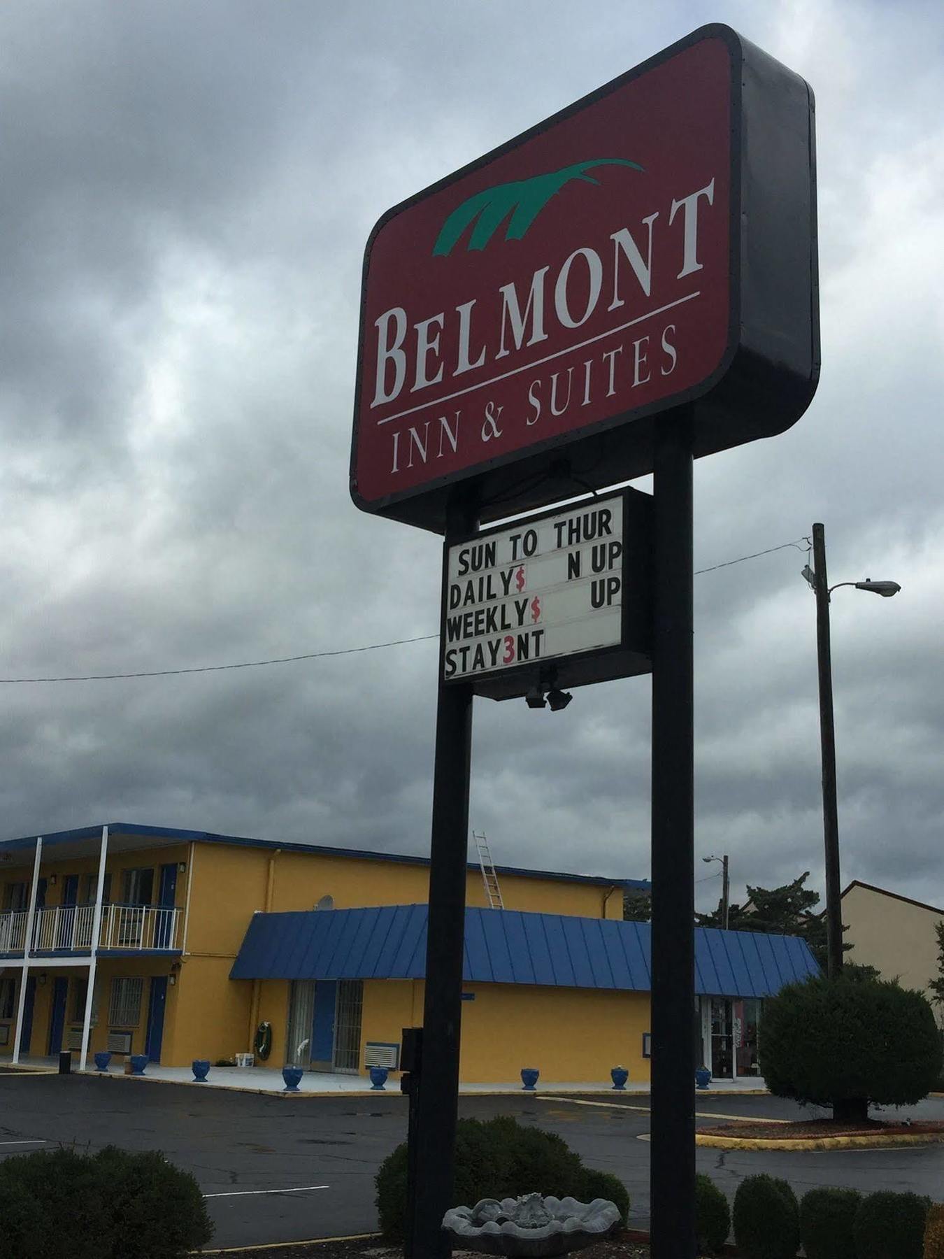 Belmont Inn And Suites Hampton Exterior photo